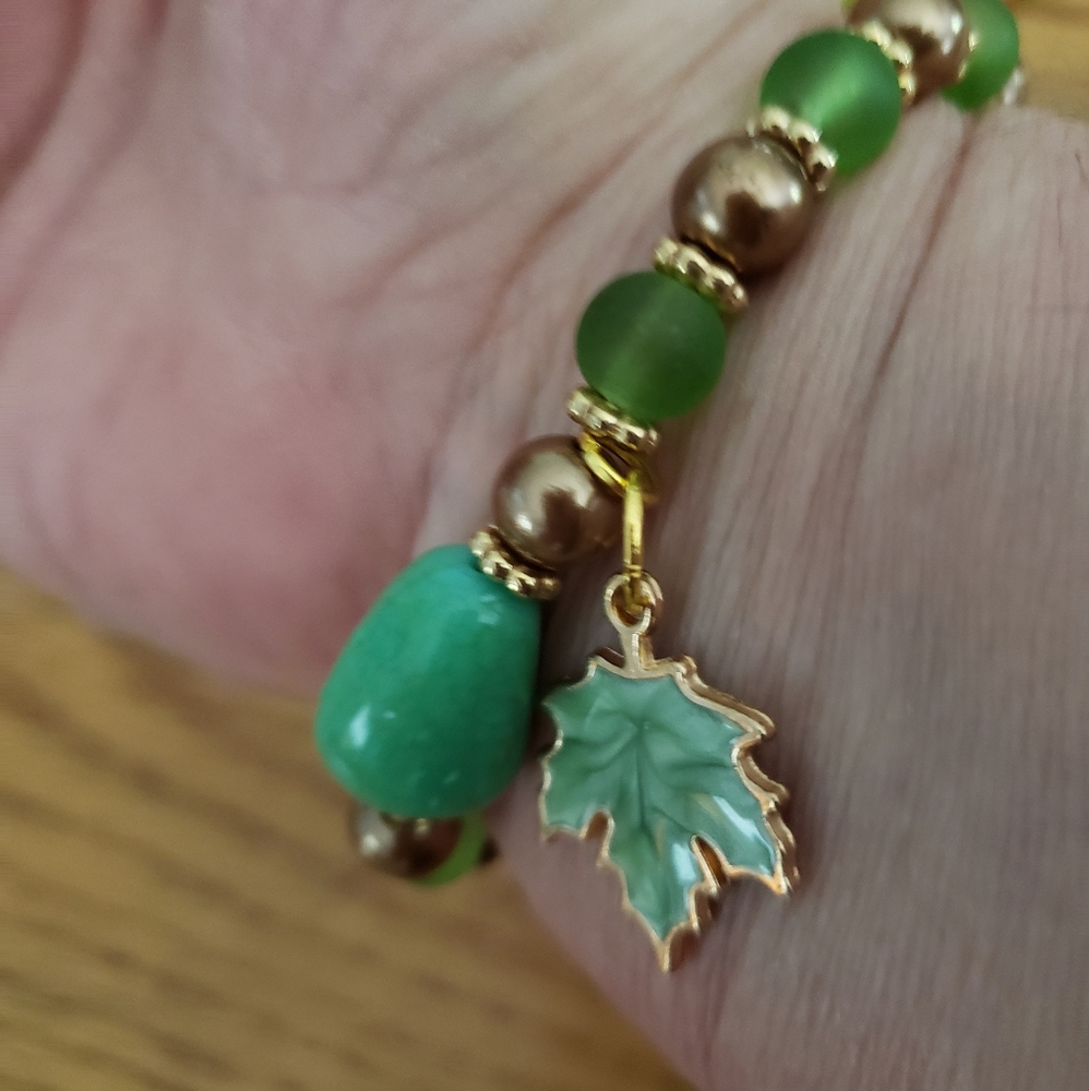 Bracelets - Picture 2 of 2